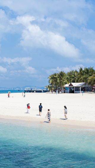 7D6N • Hainan East Coast Island Tour-Haikou + Wenchang + Wanning + Sanya