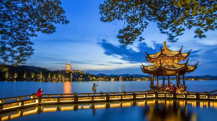 杭州＋無錫＋上海＋海寧 | 5日4晚 · 獨立包團