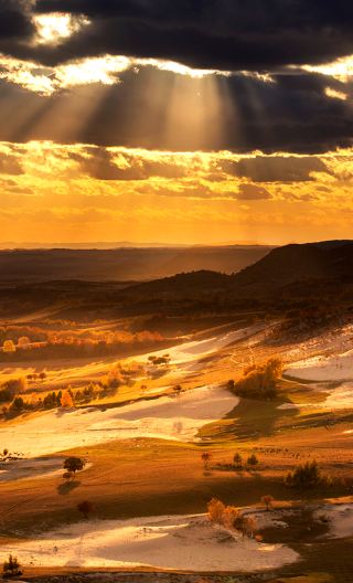 7D6N • Beijing, Chengde & Ulan Butong Grassland  Discover Imperial Heritage, Majestic Great Wall, Charming Water Town and Vast Grassland in One Unforgettable Journey