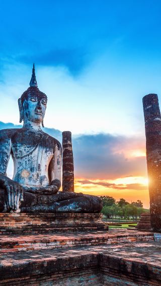 2D1N • Bangkok + Wat Arun + Wat Pho + immerse yourself in millennia-old culture, visit the Grand Palace and the Temple of the Emerald Buddha, Wat Arun   