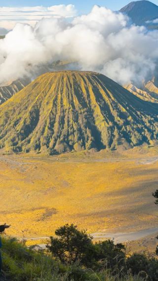 4D3N • Indonesia Surabaya + Tumpak Sewu Waterfall + Mt Bromo + Gunung Ijen