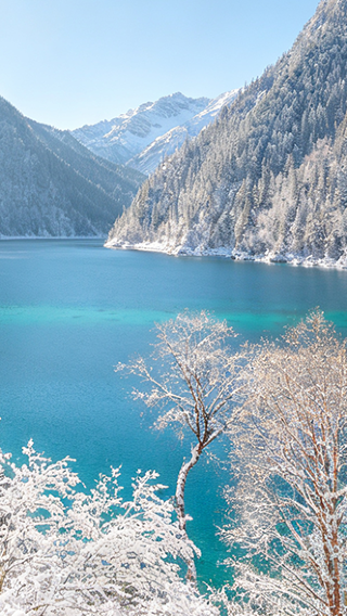 5D4N • Christmas wonderland of Jiuzhaigou & dreamlike Huanglong: round-trip high-speed rail, train tickets included & tea tasting at Kuanzhai Jie Alley