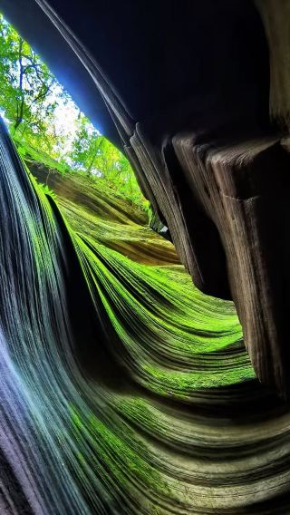 8天7晚 • 中國陝西西安秦始皇帝陵博物院（兵馬俑）＋華山＋陜西黃河壺口瀑布＋甘泉大峽谷＋楊家嶺革命舊址＋樑帶村芮國遺址博物館＋大唐不夜城