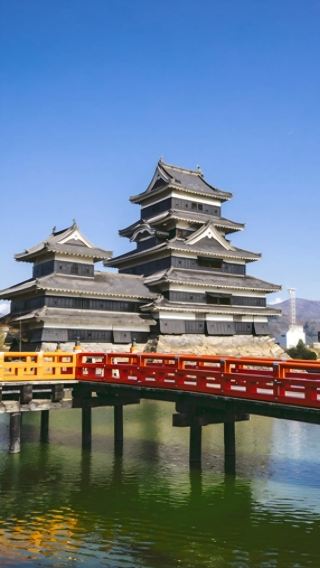 3D2N • Tateyama Kurobe Alpine Route, Hida Takayama, 1 night on a hot spring, Matsumoto Castle, Shirakawa-go. Departure from Tokyo