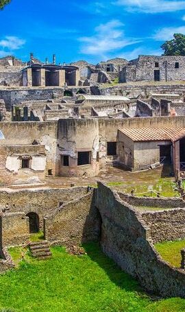 4D3N • 4 Days Circuit Naples Tour