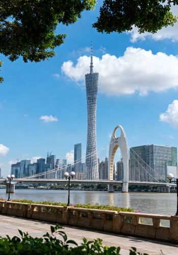 3日2晚 • 廣州-深圳-珠海  玩轉珠三角三大城市 VIP專車-行程可按需調整-精選高分5鑽酒店入住 · 粵語司機