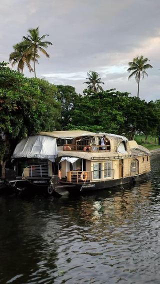 6D5N • From Kochi: 6-Day Kerala Tour with Houseboat Stay