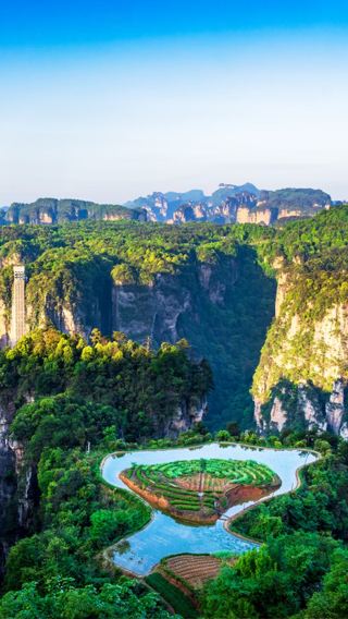 6D5N • Changsha + Orange Island + Tianmen Mountain National Forest Park + Zhangjiajie National Forest Park + Fenghuang Ancient Town + Furong Town
