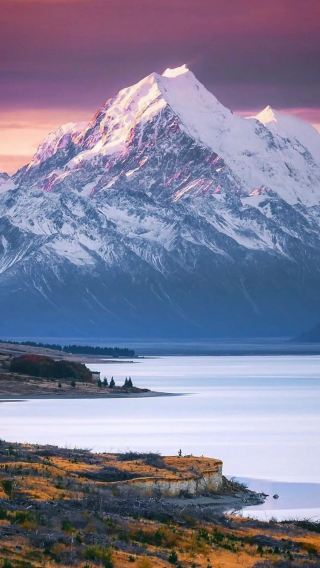 7D6N • New Zealand South Island & Kaikoura Whale Watching + Tekapo Lake + Tasman Glacier + Wanaka Tree + Milford Sound & Queenstown Adventure