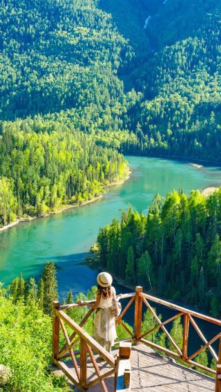 12D11N • Altay Prefecture + Ili + Kanas Scenic Area + Hemu Scenic Area + Sayram Lake + Nalati Sky Grassland + Kuerdening Scenic Area + Tianshan Tianchi