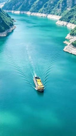 7D6N • Wuhan + Yangtze River Three Gorges + Chongqing + The Three Gorges Dam Tourism Area