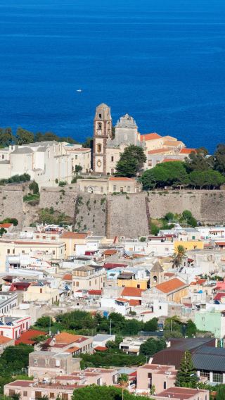 11D10N • Corsica, Sardinia, and Northern Sicily with the Aeolian Islands from Rome