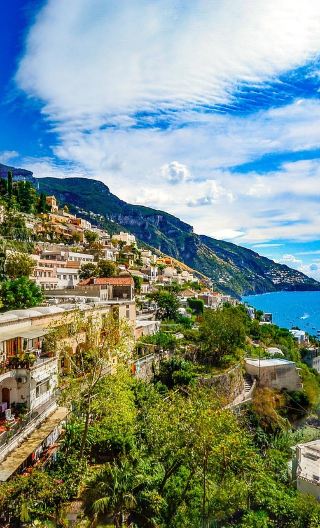5D4N • Italy