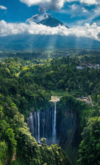 6D5N • Yogyakarta Culture + Cave Exploration + Bromo Sunrise + Ijen Blue Fire