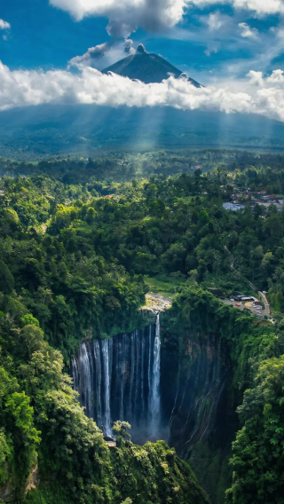 6D5N • Yogyakarta Culture + Cave Exploration + Bromo Sunrise + Ijen Blue Fire