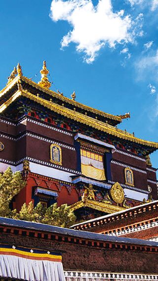 6 วัน 5 คืน • ทิเบต ลาซา ซีกาเจ พระราชวังโปตาลา วัดโจคัง ทะเลสาบยัมดรก ยูโซ ธารน้ําแข็งคาราโล วัดจาชาหลุนบ