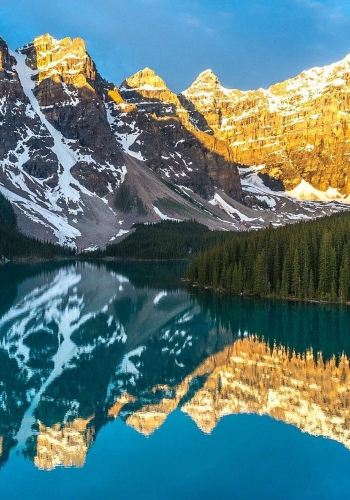 5D4N • Calgary to Vancouver 5-Day Tour: Columbia Icefield, Banff, Lake Louise, Moraine Lake & Victoria