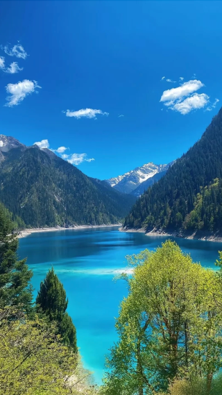 5D4N • Jiuzhaigou National Park + Mount Siguniang + Huanglong National Scenic Area + Huanglong National Scenic Spot: Travel Photography Experience