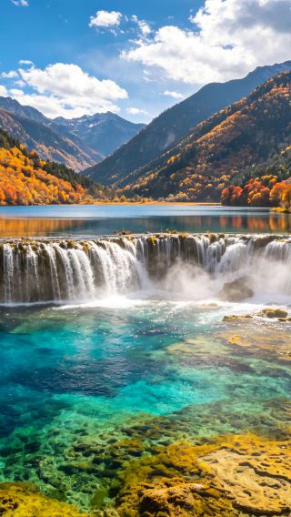 2D1N • Autumn splendor: Jiuzhaigou & Huanglong by high-speed rail: Entry guaranteed & round-trip tickets included