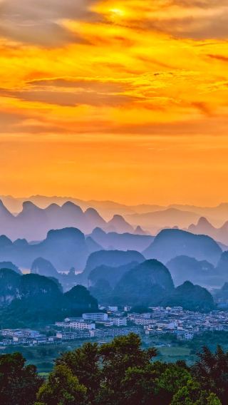 5D4N • Guilin + Longji + Yangshuo: Li River 3-star Cruise Xingping Section + Longji Rice Terraces includes one way cable car + Yulong River Multi-Passenger Bamboo Rafting + Off-Road Jeep Adventure