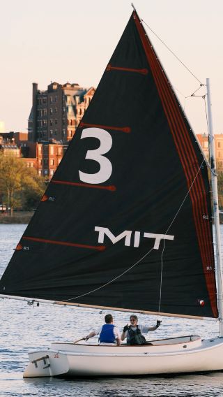 3D2N • Boston, USA + Harvard University + Massachusetts Institute of Technology + Walden Pond + Freedom Trail + Boston Duck Tour: One Vehicle Throughout