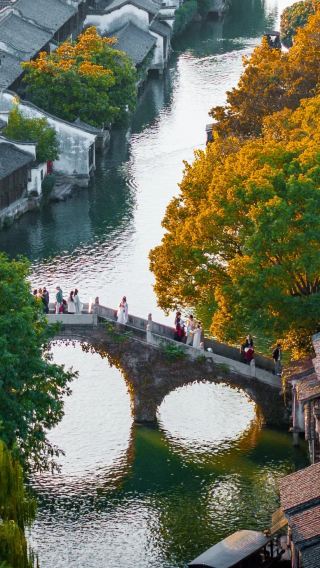 8D7N • Classic Jiangnan journey: The Bund, Yu Garden, Pingjiang Road, West Lake & Lingyin Temple