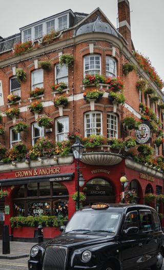 9D8N • United Kingdom + Bath + Stratford-upon-Avon + Chester + Lake District National Park + Cambridge + London + Seven Sisters Country Park