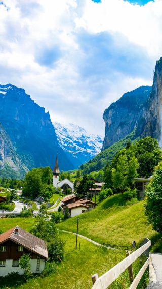 8D7N • Switzerland + Italy & In-depth Tour +Including various taxes and fees worth 200 Euros & Jungfrau + Cinque Terre Sightseeing Train + Siena + Val d'Orcia