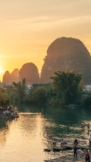 4D3N • Sheraton Hotel free upgrade to premier room. Guilin-Yangshuo Muslim tour: Sheraton 2 nights - Li River Cruise - Elephant Trunk Hill - Yulong River Bamboo Rafting
