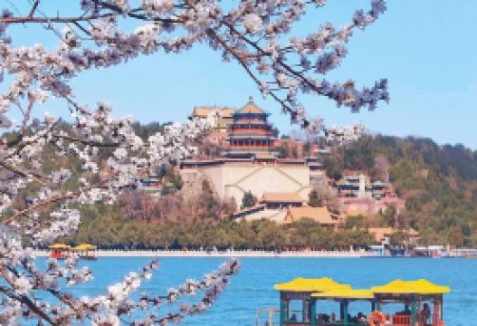 6D5N · Group Tours · Beijing + Gubeikou Ancient Town + The Palace Museum + Summer Palace + Mutianyu Great Wall + Temple of Heaven + Lama Temple + Shichahai Scenic Area · Stay five nights at a luxury 5-star hotel, Simatai Great Wall, Liulichang, Mei Lanfang Memorial, Peking Opera, vintage Republican-era photos. No shopping, no optional fees, tips included.