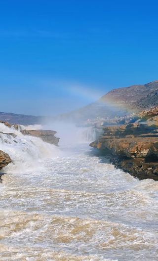 4D3N • 4-day 3-night small group tour: Xi'an Terracotta Army, Huaqing Palace,  and Hukou Waterfall Tourist Area of  the Yellow River 