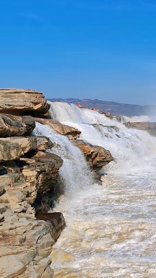 4D3N • 4-day 3-night small group tour: Xi'an Terracotta Army, Huaqing Palace,  and Hukou Waterfall Tourist Area of  the Yellow River 