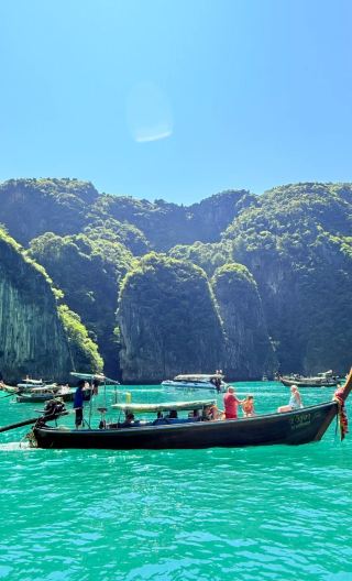 6D5N • Speedboat tour to Phi Phi Island and Koh Khai, with Michelin-listed lunch 