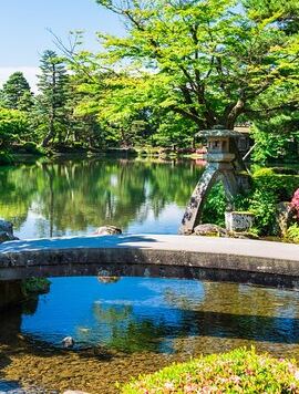 4D3N • Hakone, Shirakawago, Kanazawa 4 Days Bus Tour from Tokyo to Kyoto