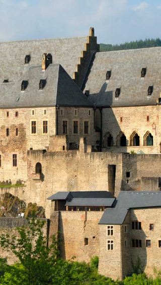 6D5N • Burgundy, Alsace and Black Forest End Paris