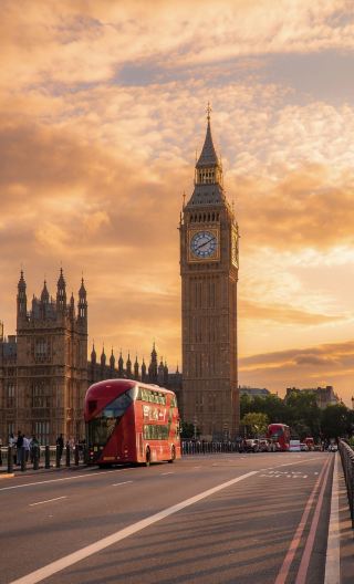 9D8N • United Kingdom + London + Cambridge + Oxford + Canterbury + Windsor + Dover + Bath 