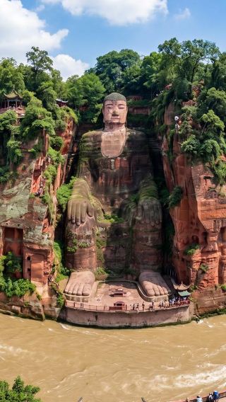 2D1N • Airport Pick-up & High-Speed Rail Tour to Leshan Giant Buddha