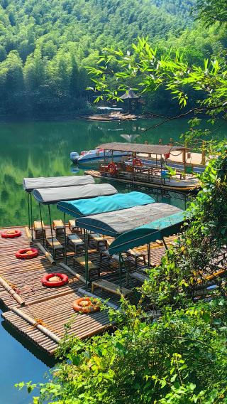 3D2N • Nianhua Bay, Lingshan Buddhist Scenic Spot, Tianmu Lake Yushui Hot Spring and Tianmu Lake Nanshan Bamboo Sea Scenic Spot
