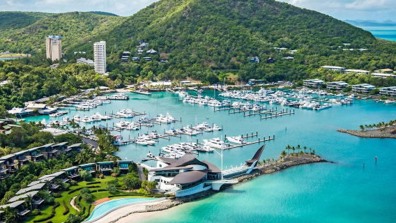 Tagesausflug nach Hamilton Island – Selbstgeführte Tour [Abfahrt von Airlie Beach inklusive Hin- und Rückfahrt mit der Schiffsfahrkarte und Mittagessen]