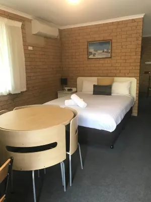 Colac Mid City Motor Inn Photos
