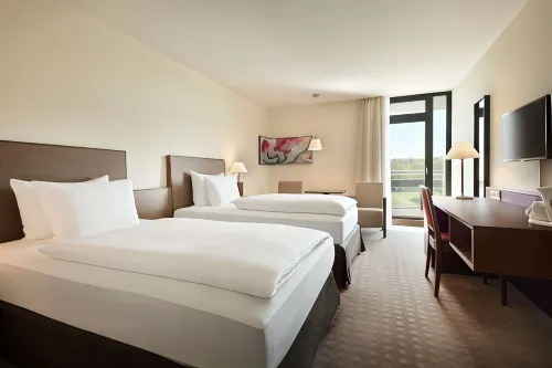 Ramada by Wyndham Nuernberg Parkhotel Rooms Photos
