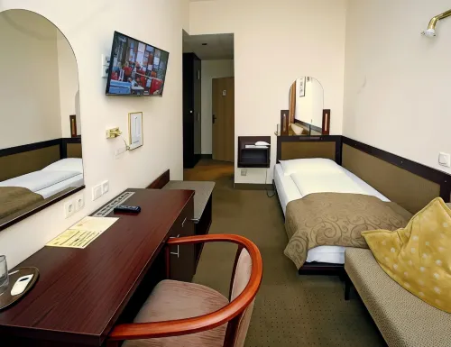 Continental Hotel-Pension Camere Photos