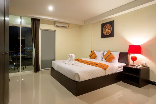 The Elegant Patong Unggulan Photos