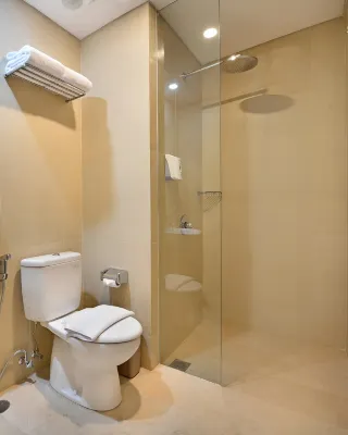 Whiz Prime Hotel Basuki Rahmat Malang Photos