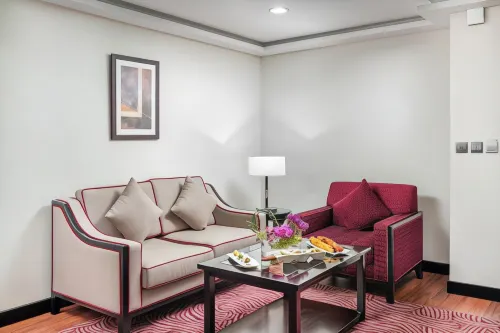 Taiba Front Hotel Kamar Photos