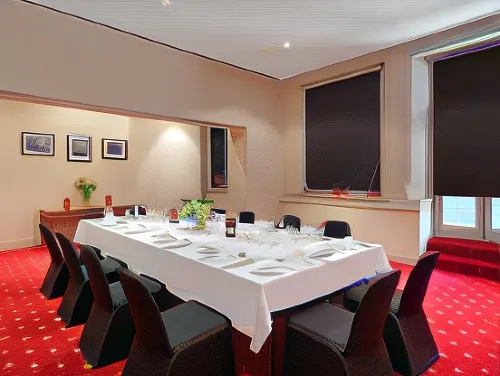 Grand Hotel Melbourne Business Facilities Photos