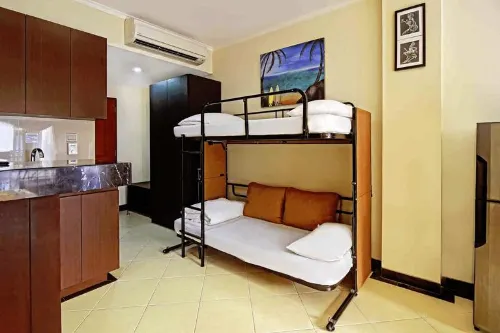 Kuta Town Houses Kamar Photos