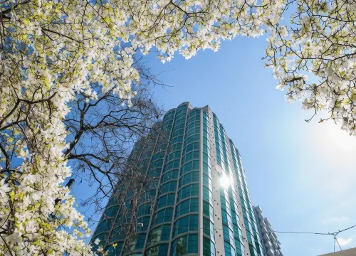 Rosedale on Robson Suite Hotel Exterior Photos