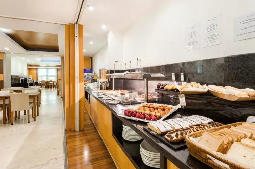 Exe Cristal Palace Dining Photos
