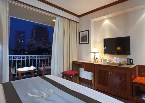 Conifer Boutique Hotel Rooms Photos
